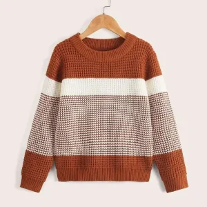 Children’s sweater manufactured by Sara Sourcing Limited Bangladesh